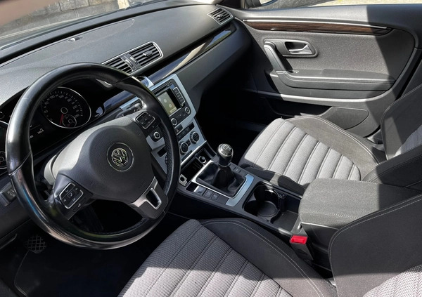 Volkswagen CC cena 54900 przebieg: 190360, rok produkcji 2014 z Chorzów małe 154